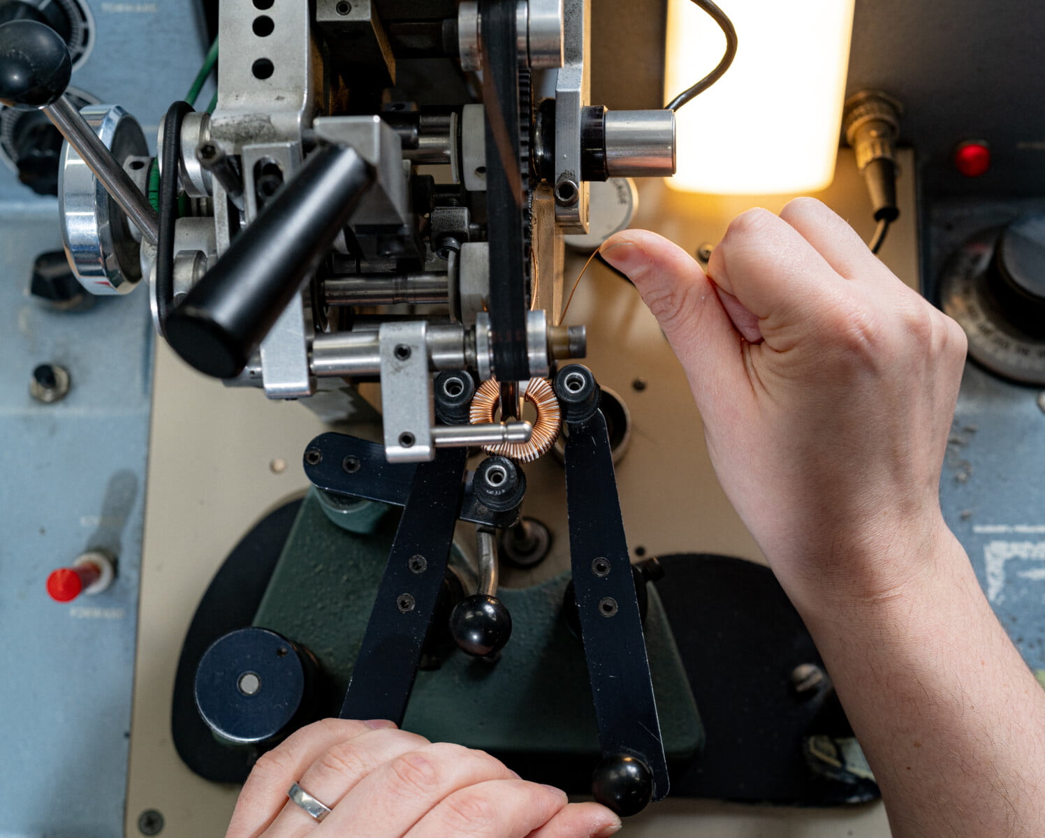 coil-tech-toroidal-transformers-photography-13 coil-tech-toroidal-transformers-photography-13