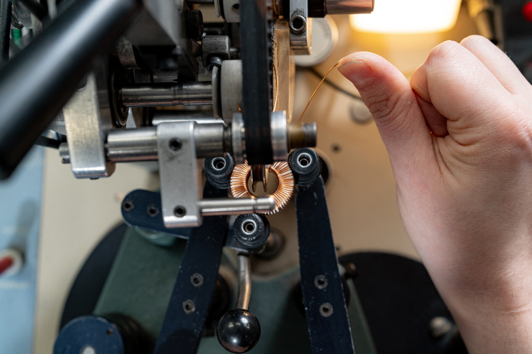 coil-tech-toroidal-transformers-photography-14 coil-tech-toroidal-transformers-photography-14