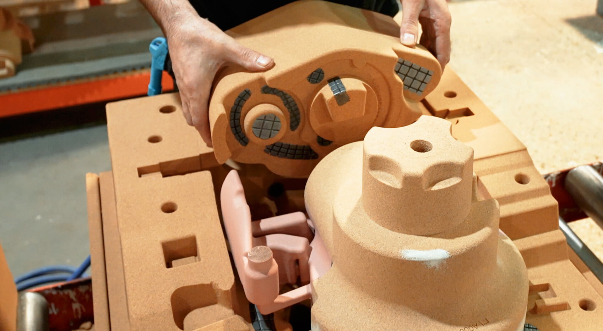 metal manufacturing casting